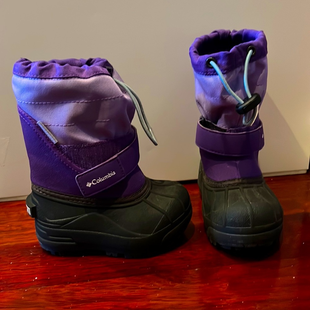 Like New Columbia Toddler Powderbug™ Plus II Snow Boot